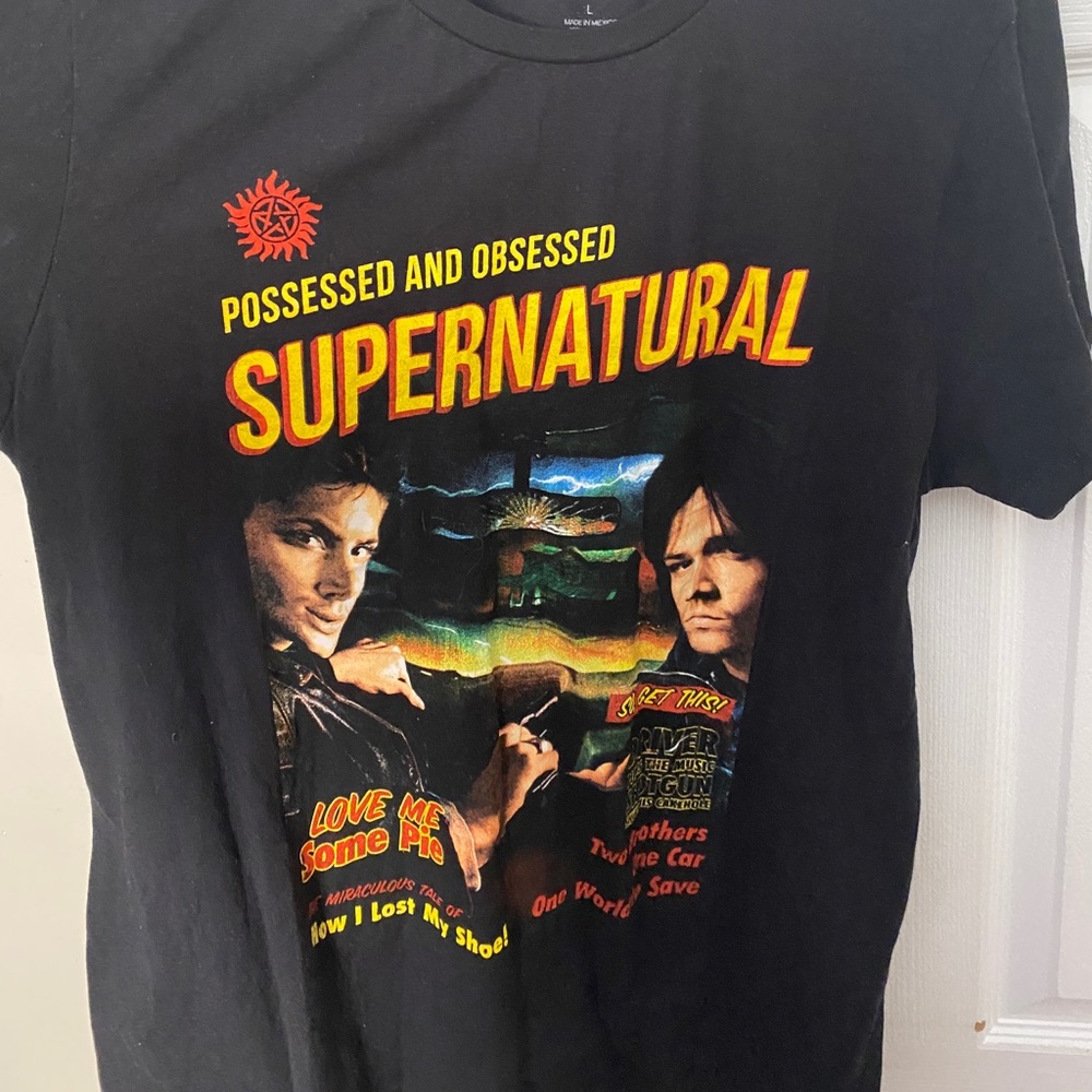 Supernatural tee (thrifted)